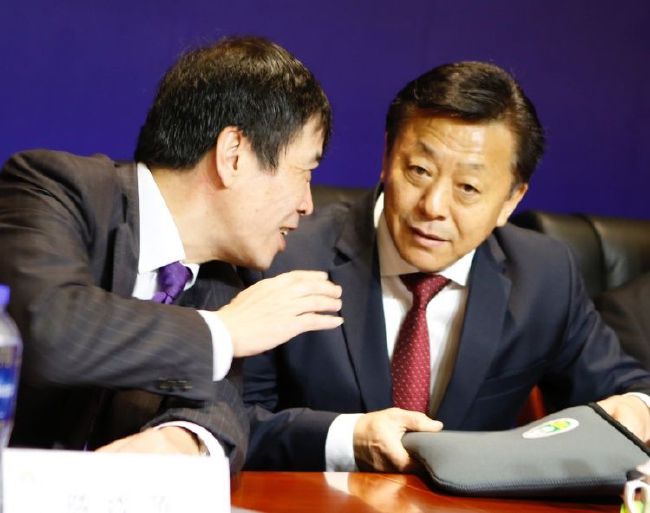 色 成人