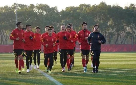 狠狠色狠狠色综合伊人